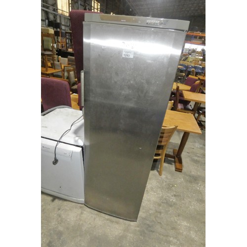 1293 - A tall single door freezer by Prestige - trade