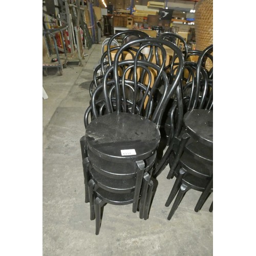 1337 - 8 x matching Evolutif black plastic stacking chairs