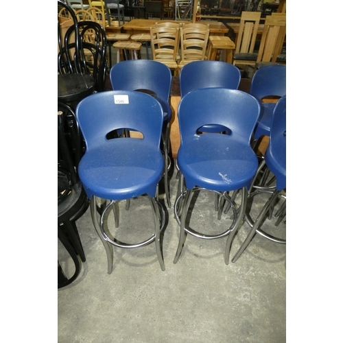 1346 - 4 tall chrome effect metal framed blue plastic tall stools