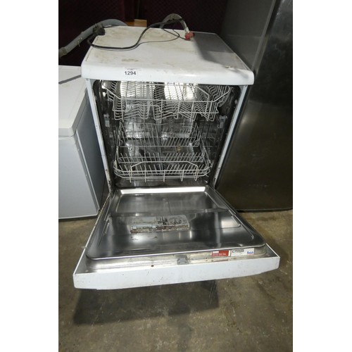 1294 - An under counter dishwasher by Hotpoint type Aquarius FDM550 - trade