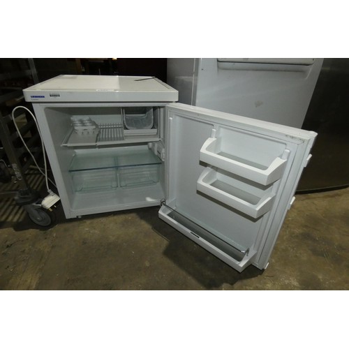 1295 - A counter top fridge by Liebherr type comfort - trade