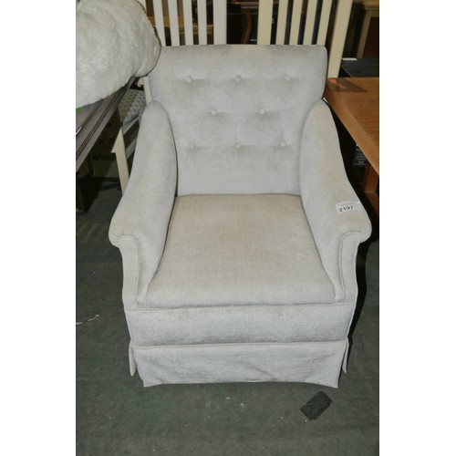 2197 - 1 x light upholstered button back arm chair