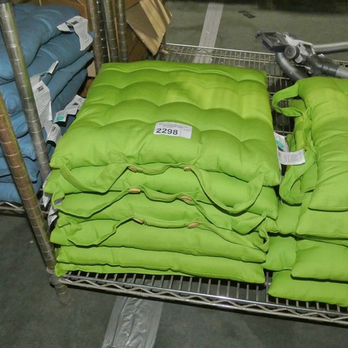 2298 - 6 x Home Scapes chair seat cushions - green