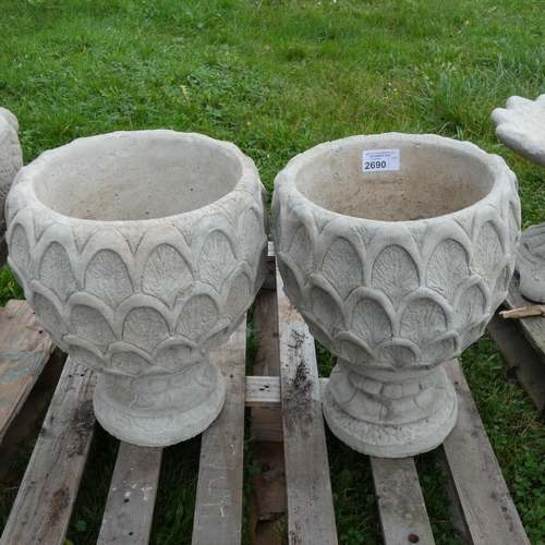 2690 - 2 x pineapple style concrete planters