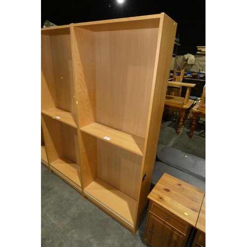 2783 - A tall wood effect bookcase with 5 shelves approx 80x28x203