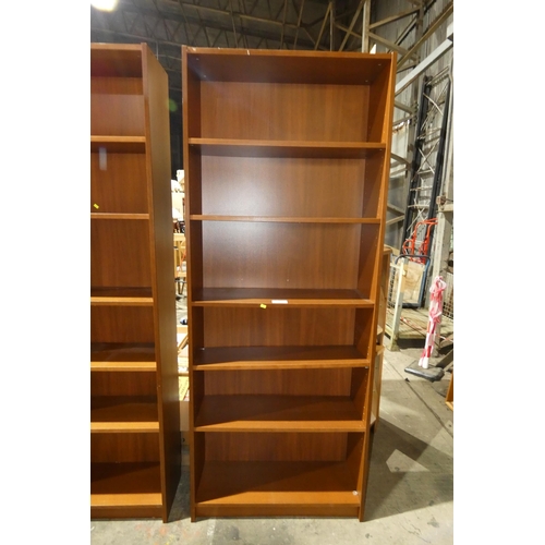 2790 - A tall dark wood bookcase with 5 shelves approx 80x29x203cm