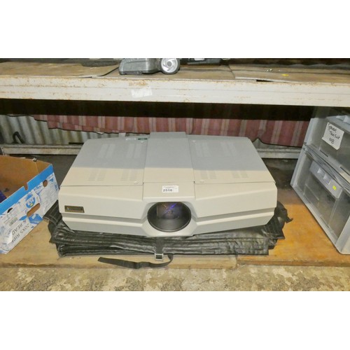 2510 - A commercial/industrial projector by Electrohome type ECP 2000 - trade