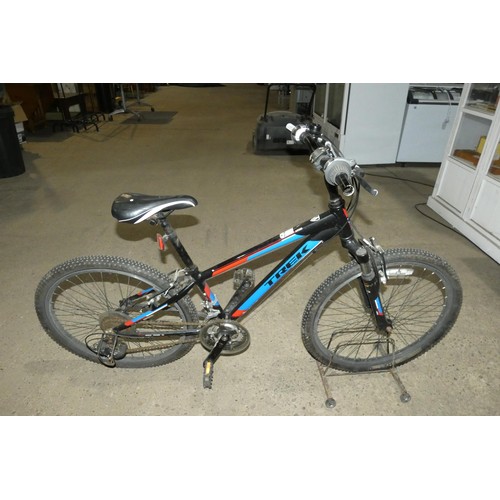 2101 - 1 x Trex MT220 mountain bike