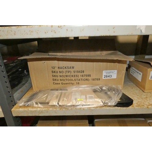 2643 - A box containing 10 x Wickes 12