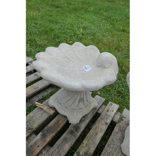 2689 - A large concrete low seashell style birdbath