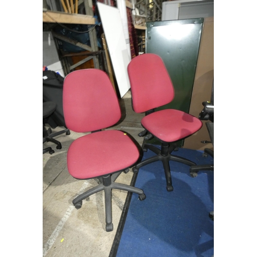 1520 - 2 x burgundy upholstered armless office swivel chairs