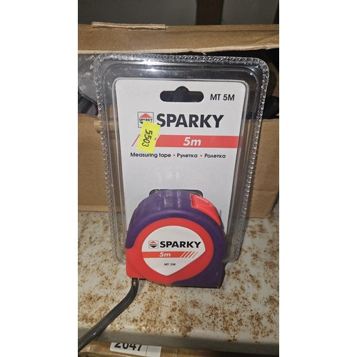 2644 - 12 x 5m tape measures by Sparky