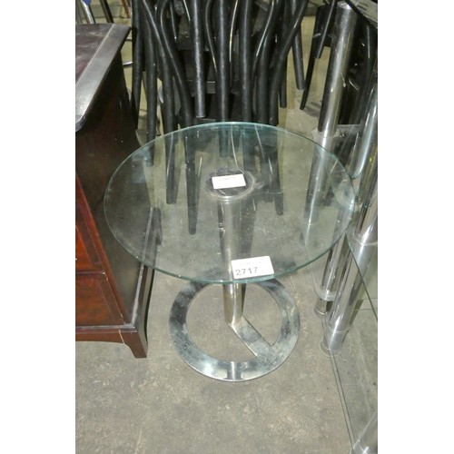 2717 - 1 x glass / metal round coffee table diameter approx 50cm