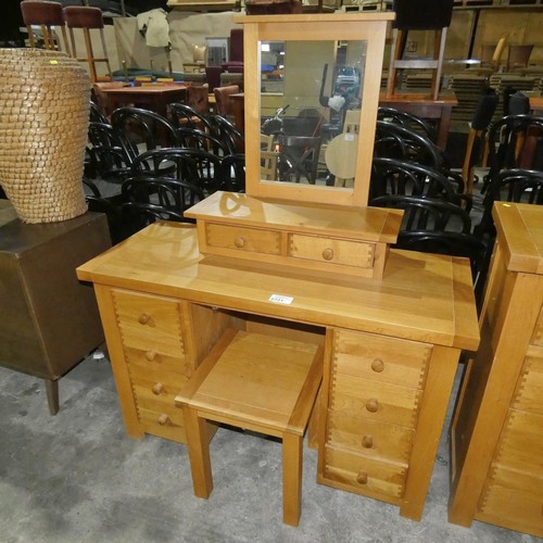 2721 - 1 x Oak dressing table approx 123cm wide, 1 x Oak table top mirror unit with 2 drawers and 1 x Oak s... 