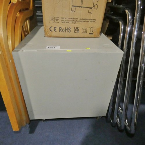 1501 - 1 x metal wheeled cabinet approx 49 x 55 x 54cm high - suitable for small photocopier / printer etc