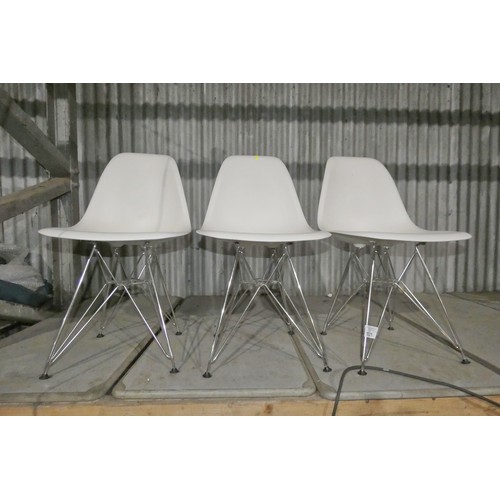 1521 - 3 x white plastic designer style dining / meeting room chairs with metal frames