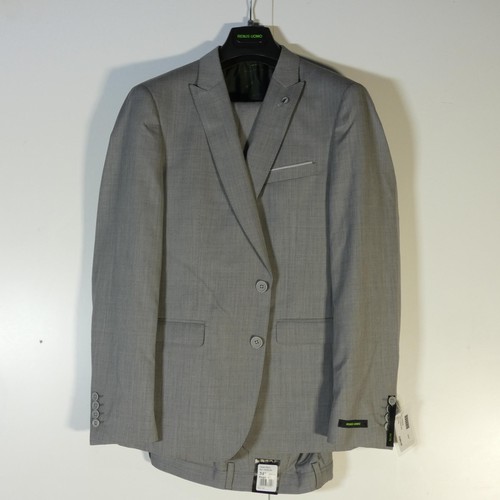 75 - A gentleman's grey suit by Remus Uomo, jacket 38R & trousers 34R, includes waistcoat, retail price £... 