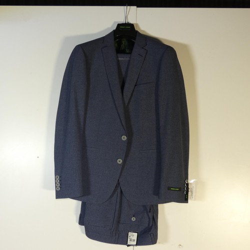 81 - A gentleman's blue suit by Remus Uomo, jacket 40R & trousers 40R, includes waistcoat, retail price £... 