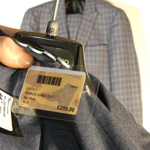 95 - A gentleman's blue suit by Remus Uomo, jacket 44R & trousers 44R, includes waistcoat, retail price £... 