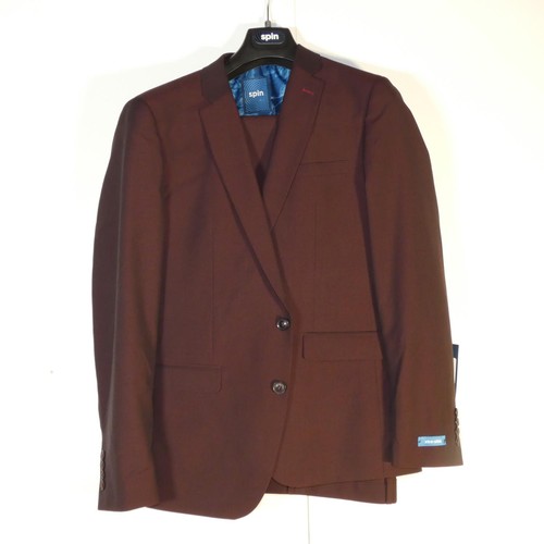 138 - A gentleman's wine suit by Spin, jacket 42R & trousers 42R, includes waistcoat, retail price £229 - ... 