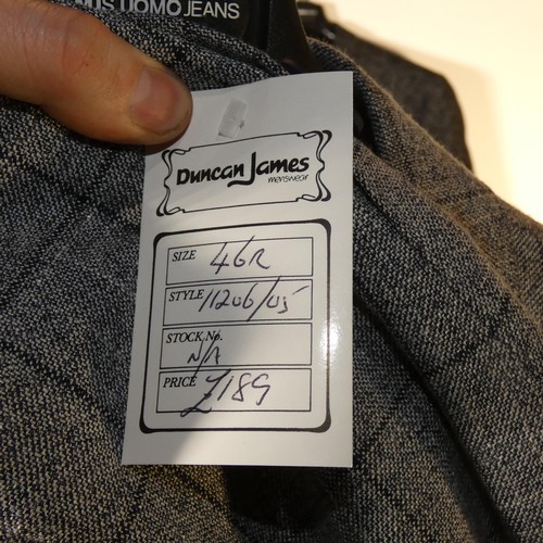 287 - A gentleman's grey jacket by Remus Uomo size 46R, retail price approx £189 - please see pictures for... 