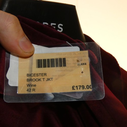 307 - A gentleman's wine jacket by Brook Taverner size 42R, retail price approx £179 - please see pictures... 