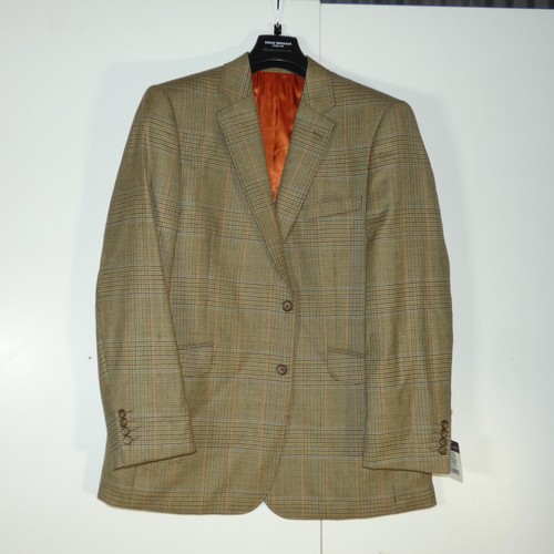 320 - A gentleman's green check jacket by Brook Taverner size 44R, retail price approx £189 - please see p... 