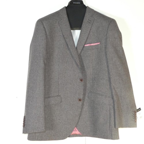 325 - A gentleman's grey check jacket by Brook Taverner size 46R, retail price approx £189 - please see pi... 