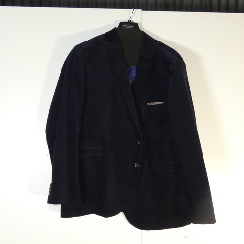 328 - A gentleman's blue jacket by Brook Taverner size 54R, retail price approx £169 - please see pictures... 