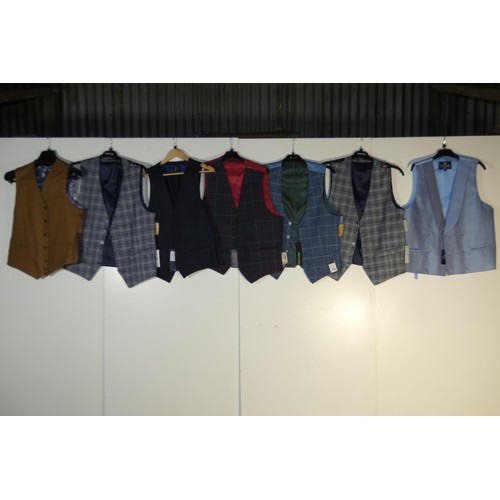 410 - 7 x men's waistcoats size 40 - retail over £350 - please see pictures for more details