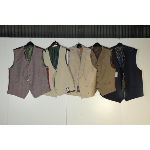 416 - 5 x men's waistcoats size 44 - retail approx £250 -  please see pictures for more details