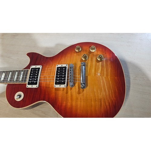 2512 - An Electric 6 string guitar by Gibson - Les Paul standard model - made in the USA, Serial number = 0... 