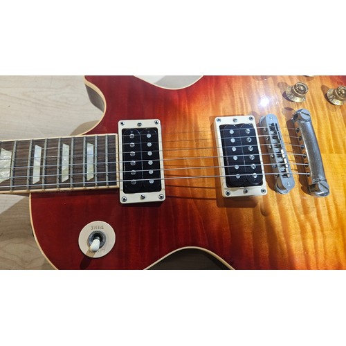 2512 - An Electric 6 string guitar by Gibson - Les Paul standard model - made in the USA, Serial number = 0... 