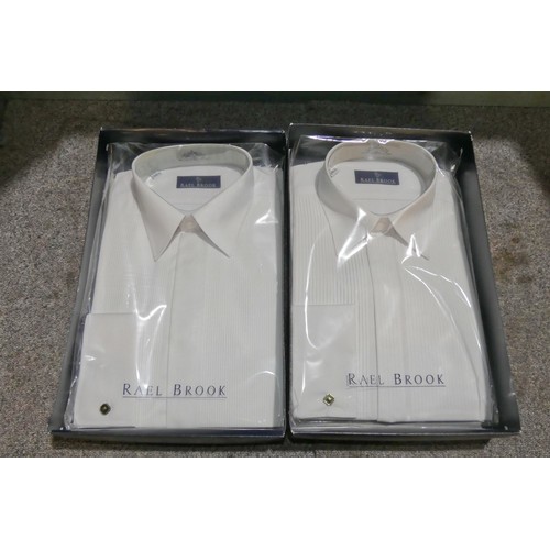 463 - 2 x gentleman's white shirts by Rael Brook, size 15.5