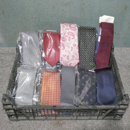 478 - 10 various colour neck ties, please see pictures for more details, contents of 1 basket, basket not ... 