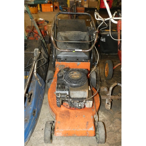 5060 - 1 x petrol engine lawn mower - No make visible