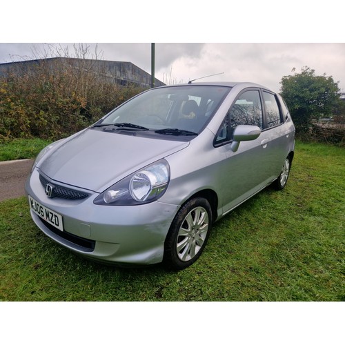 8 - Honda Jazz SE,
Registration number: WJ06 MZD,
V5: Present,
Odometer reading: 28,269 miles,
Date of f... 