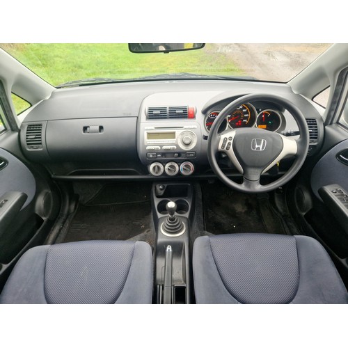 8 - Honda Jazz SE,
Registration number: WJ06 MZD,
V5: Present,
Odometer reading: 28,269 miles,
Date of f... 