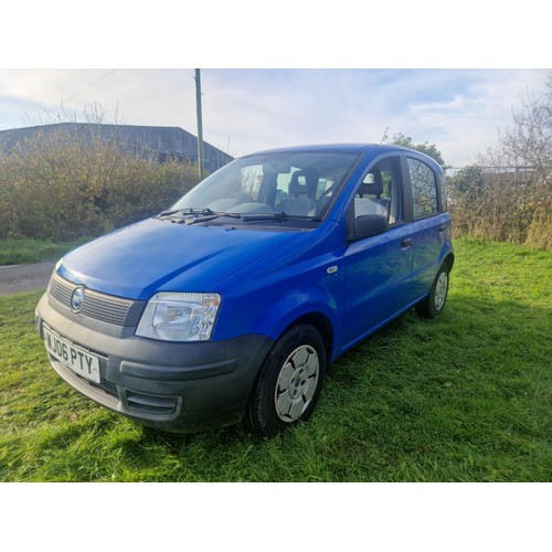 9 - Fiat Panda Active,
Registration number: WJ06 PTY,
V5: Not present,
Odometer reading: 35,659 miles, 
... 