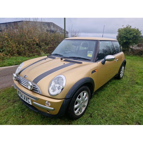 10 - Mini ONE,
Registration number: WF04 AVC,
V5: Present,
Odometer reading: 49,088 miles,
Date of first ... 