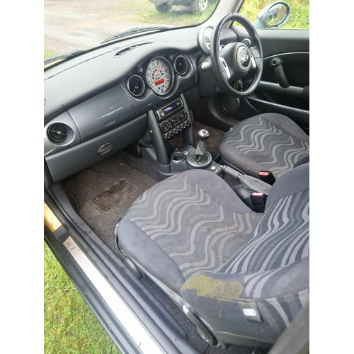 10 - Mini ONE,
Registration number: WF04 AVC,
V5: Present,
Odometer reading: 49,088 miles,
Date of first ... 