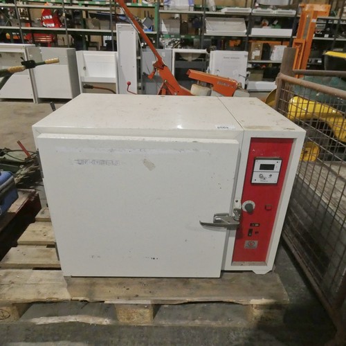 5569 - 1 laboratory oven by Phoenix type Regal 1, 400 degrees celsius, 240v