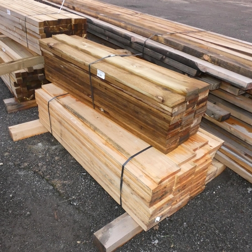 6141 - A quantity of timber comprising of approx 9.5cm x 2cm and 14.5cm x 2cm, lengths vary up to approx 12... 