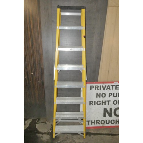 5591 - A yellow fibreglass /aluminium folding step ladder