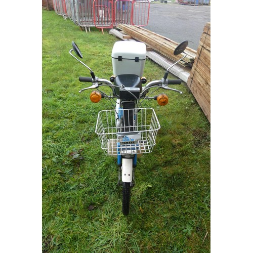 12 - Yamaha QT 49cc moped
Registration number: G432 ANK,
V5: Present,
Odometer reading: 2,985 miles
Date ... 