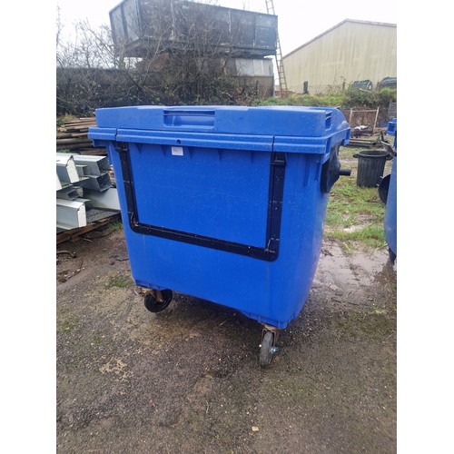 6146 - 1 x Blue wheeled bin with a lift up lid and drop down front