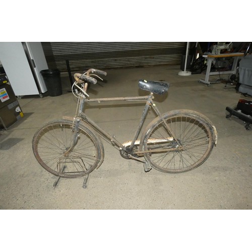 2110 - 1 x Royal Enfield vintage bicycle