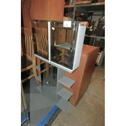 2154 - 1 x small shelf unit with a mirrored door in centre and 1 x small wall hung cabinet with 2 mirrored ... 