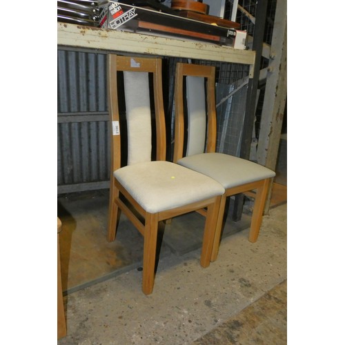 2186 - 2 x similar wood framed dining chairs -1 has grey upholstery and 1 has cream upholstery