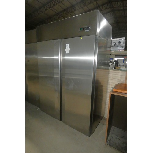 1014 - A large commercial stainless steel 2 door catering fridge by Matricola type SA-TN-140 - please note ... 